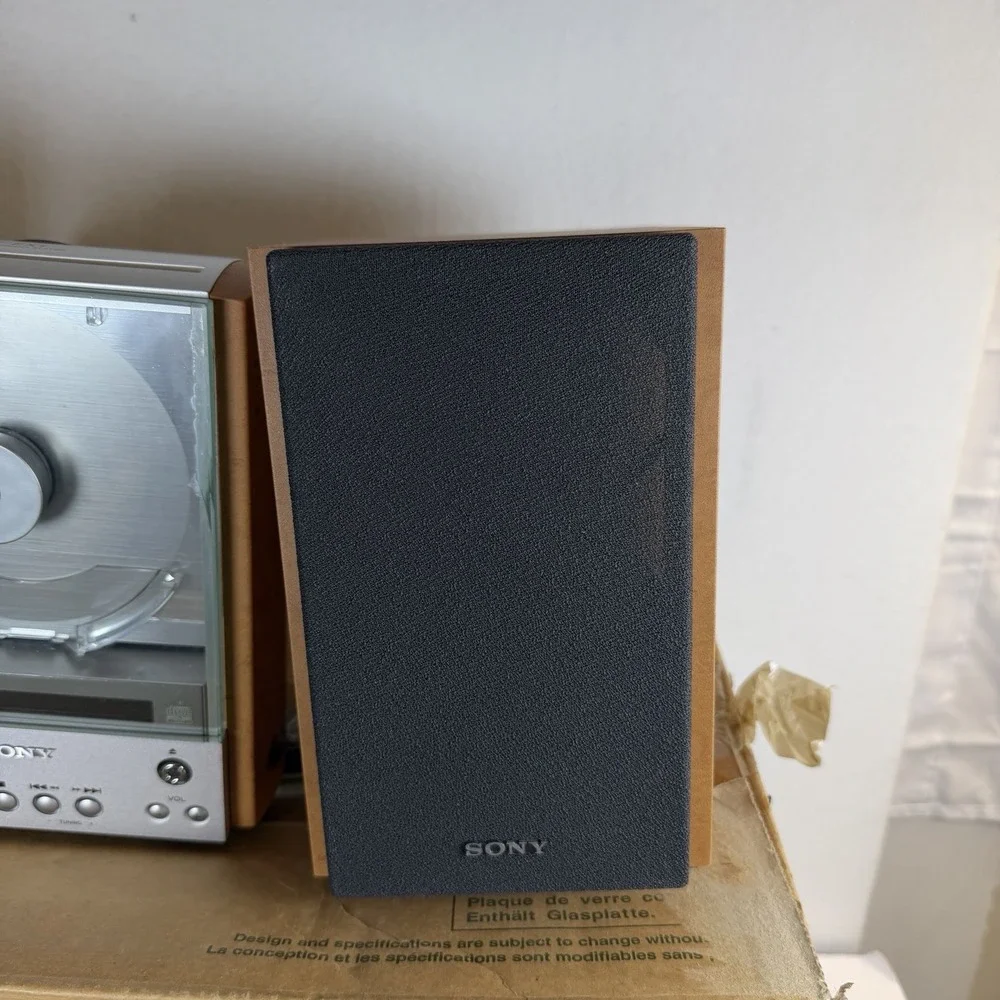 Sony CMT-EX1 Desktop Micro Hi-Fi CD System w/ Speakers Remote Box Tested